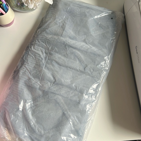 NWT TTPD TS official cardigan / medium large - Picture 3 of 7